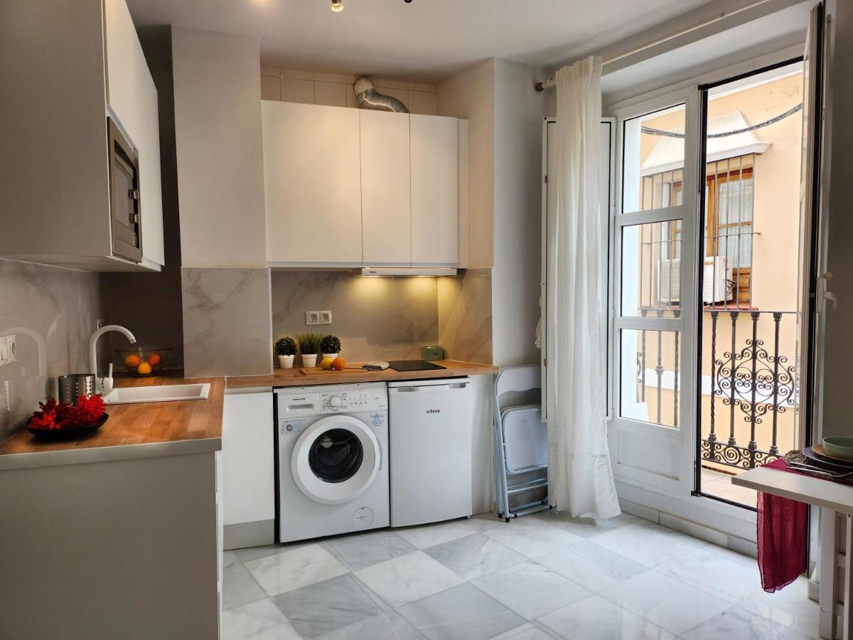 Lovely Center Apartments - Balcony Lux Sol Seville Ngoại thất bức ảnh